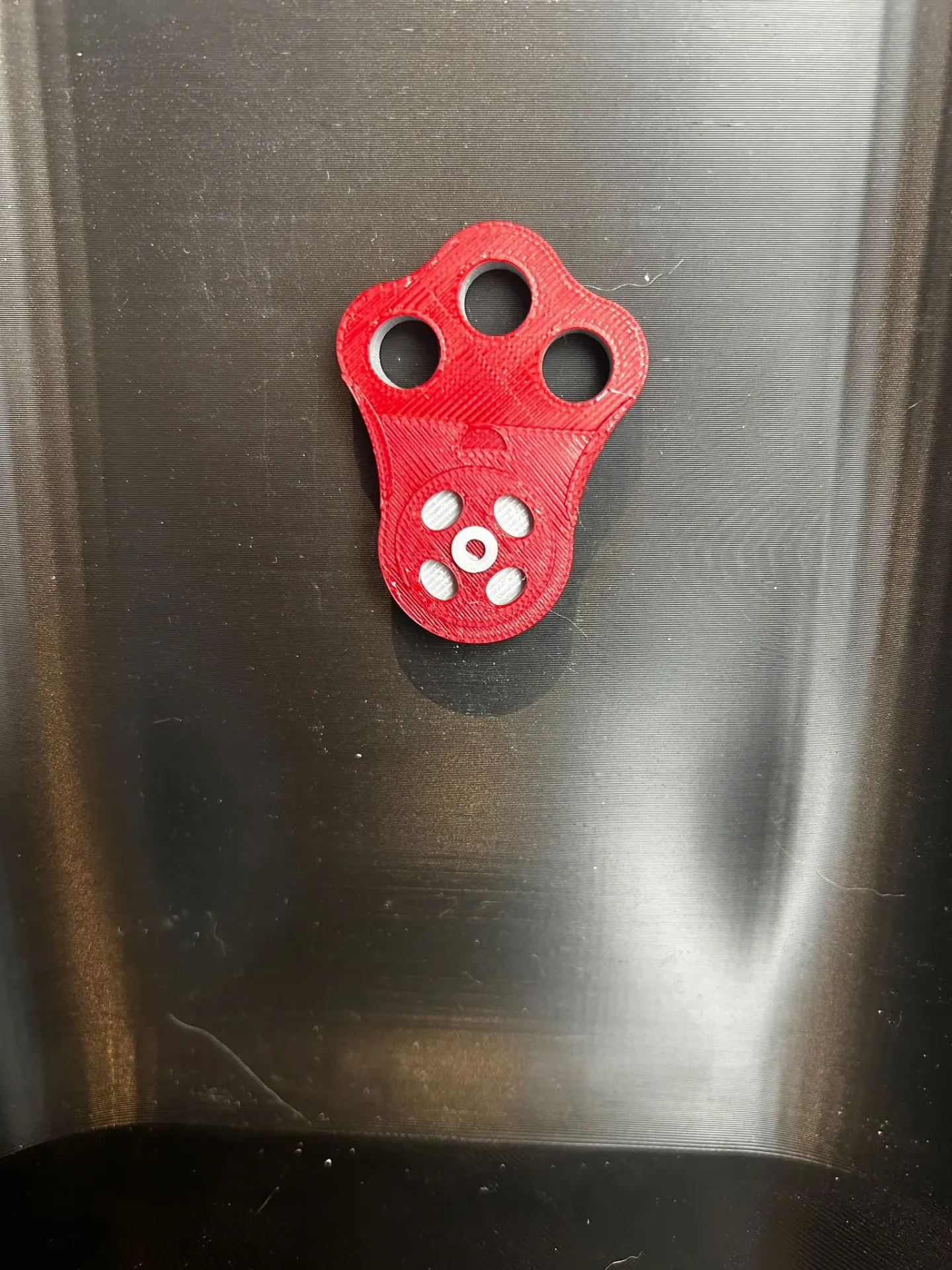 Triple attachment pulley